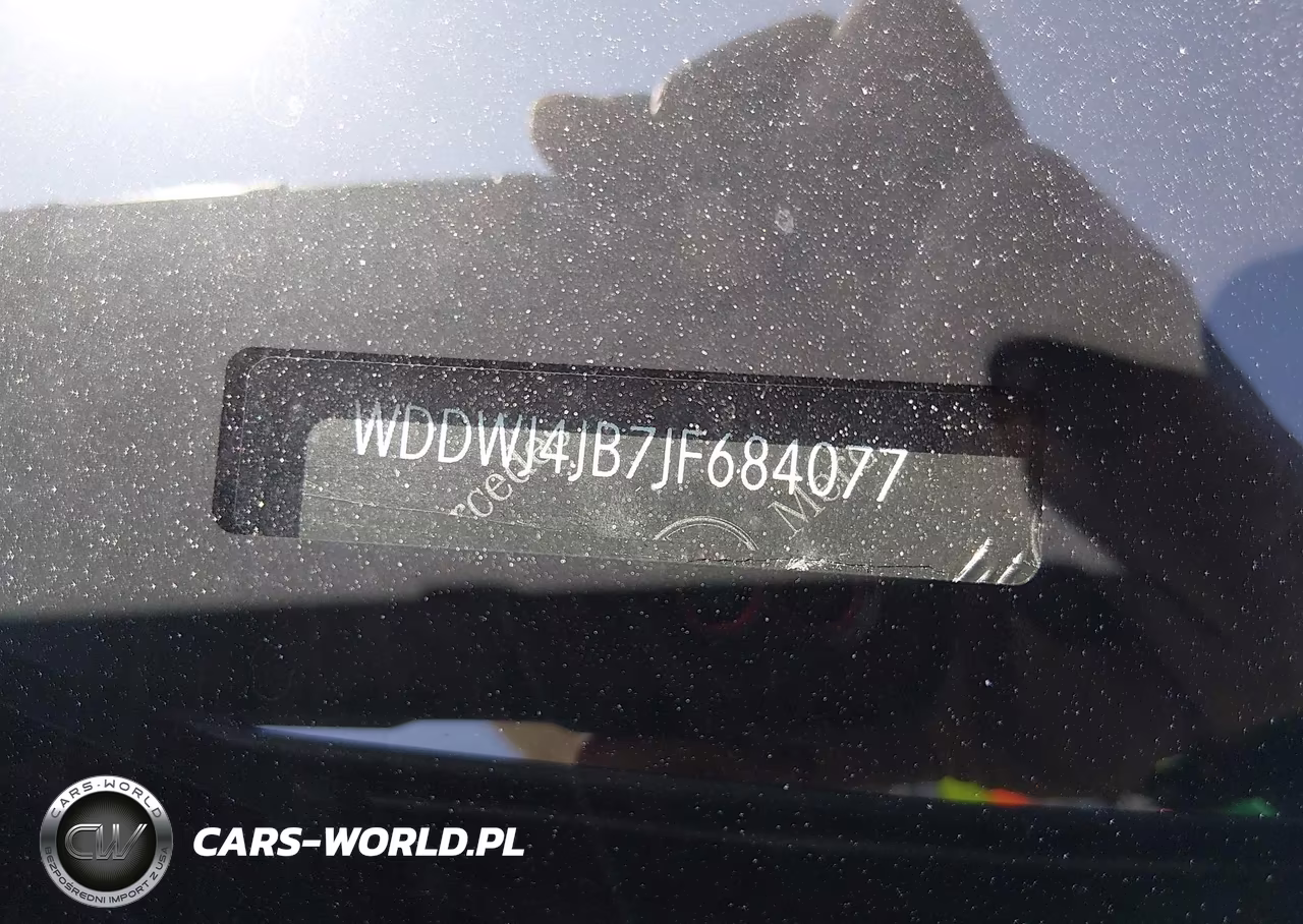 2018 Mercedes-Benz C 300 VIN:WDDWJ4JB7JF684077 - 18