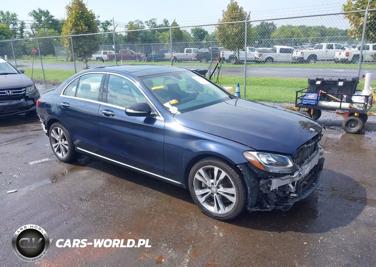 2016 Mercedes-Benz C 300 4Matic – zdjęcie 1 z 16