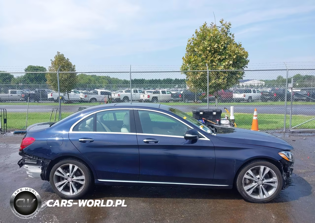 2016 Mercedes-Benz C 300 4Matic VIN:55SWF4KB0GU100463 - 13
