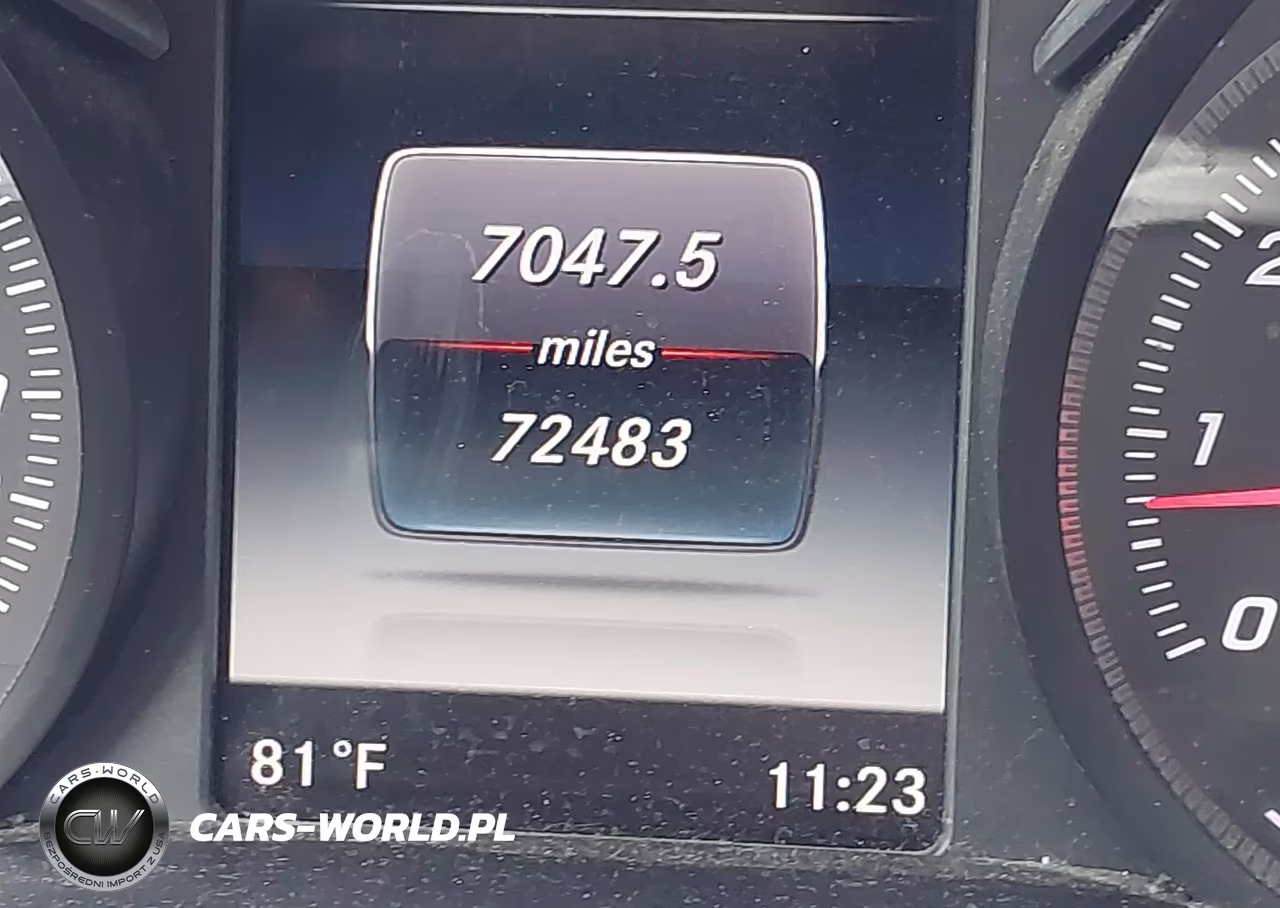2016 Mercedes-Benz C 300 4Matic VIN:55SWF4KB0GU100463 - 15