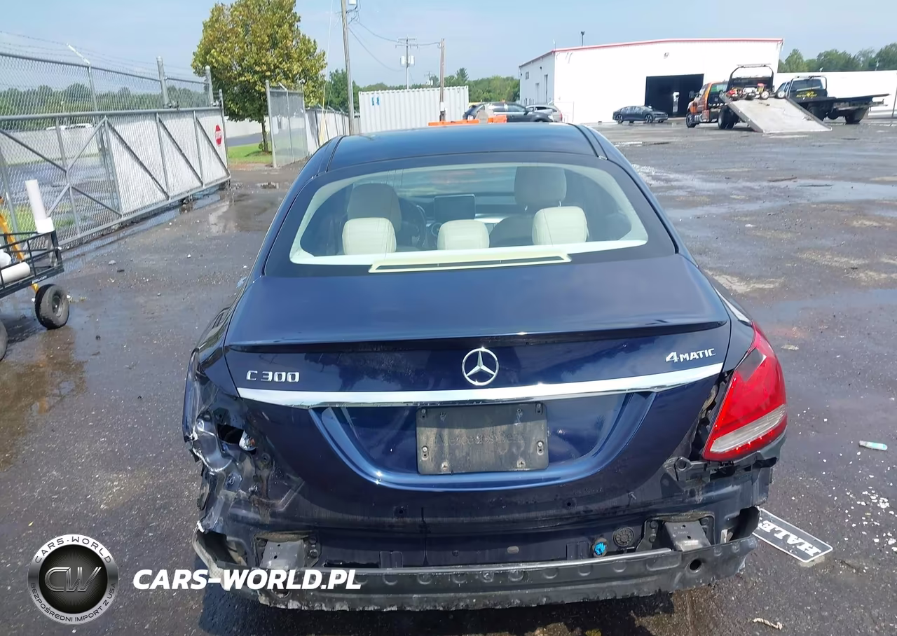 2016 Mercedes-Benz C 300 4Matic VIN:55SWF4KB0GU100463 - 16