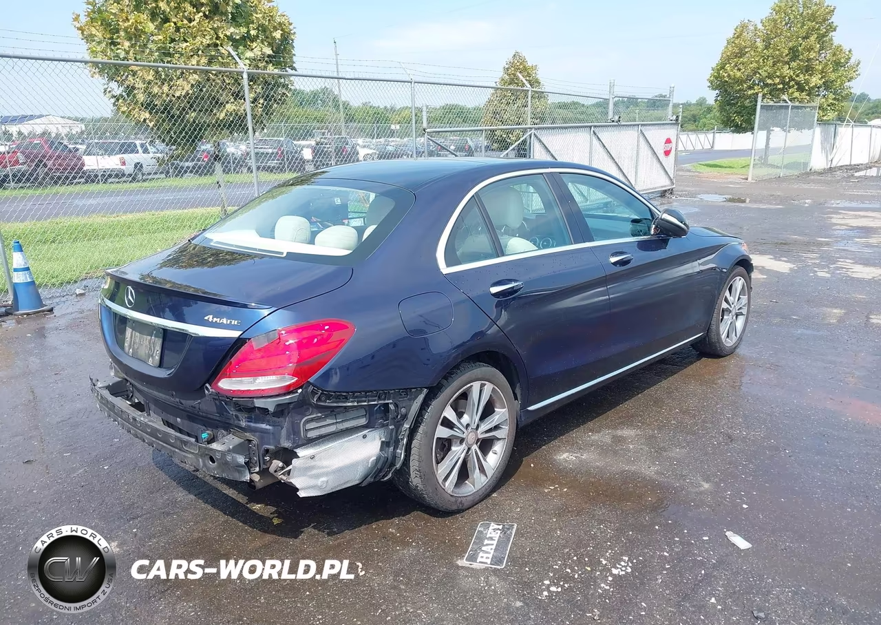 2016 Mercedes-Benz C 300 4Matic VIN:55SWF4KB0GU100463 - 4