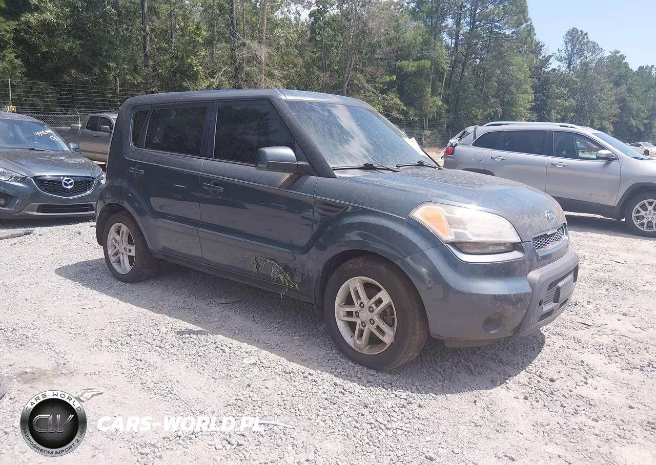 2011 Kia Soul +