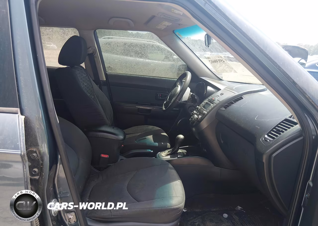 2011 Kia Soul + VIN:KNDJT2A24B7288431 - 5