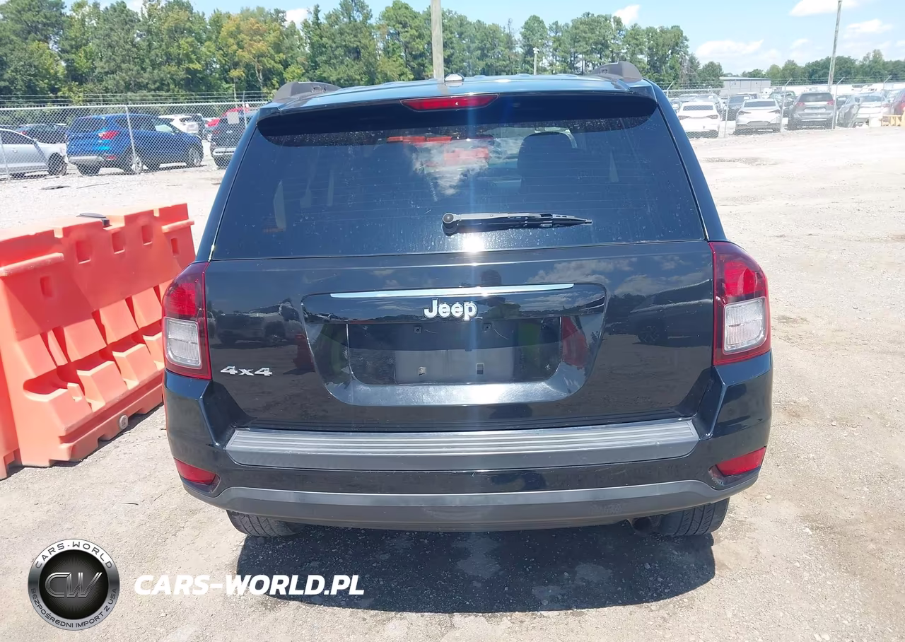 2016 Jeep Compass Sport VIN:1C4NJDBB8GD556844 - 16