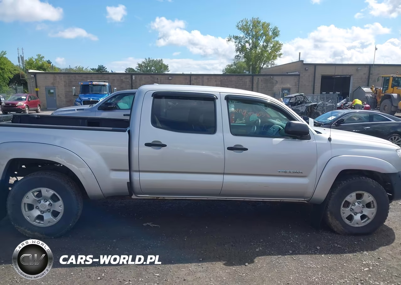 2010 Toyota Tacoma Base V6 VIN:5TEMU4FN0AZ697638 - 13