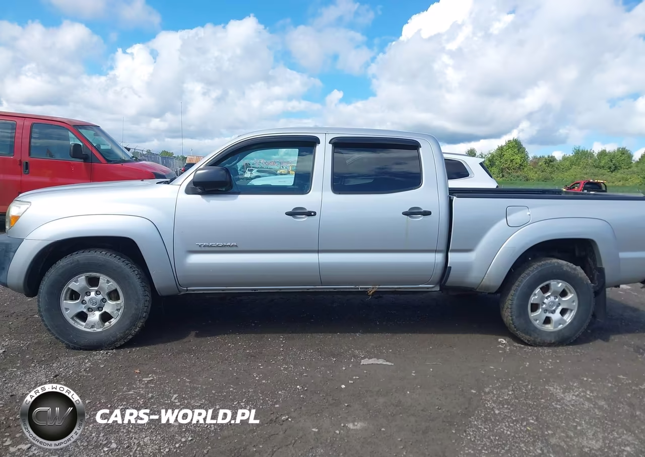 2010 Toyota Tacoma Base V6 VIN:5TEMU4FN0AZ697638 - 14