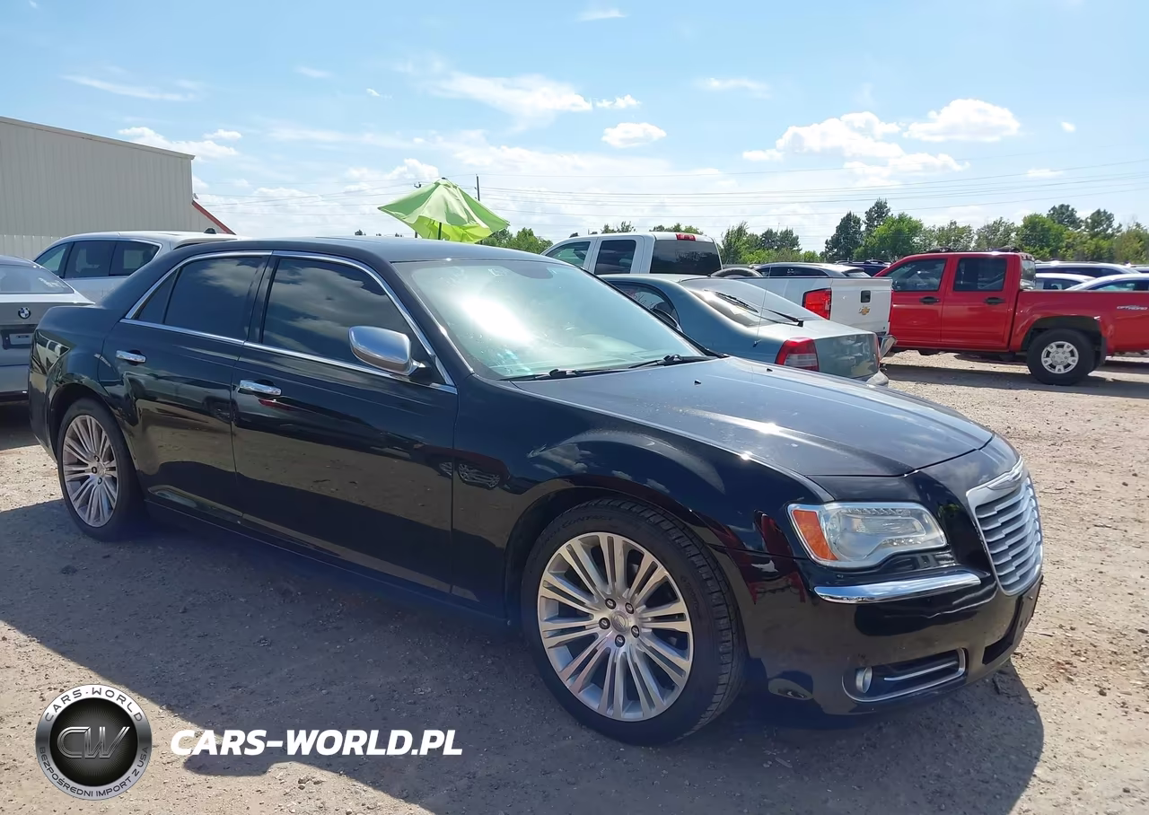 2013 Chrysler 300C Luxury Series – zdjęcie 1 z 12