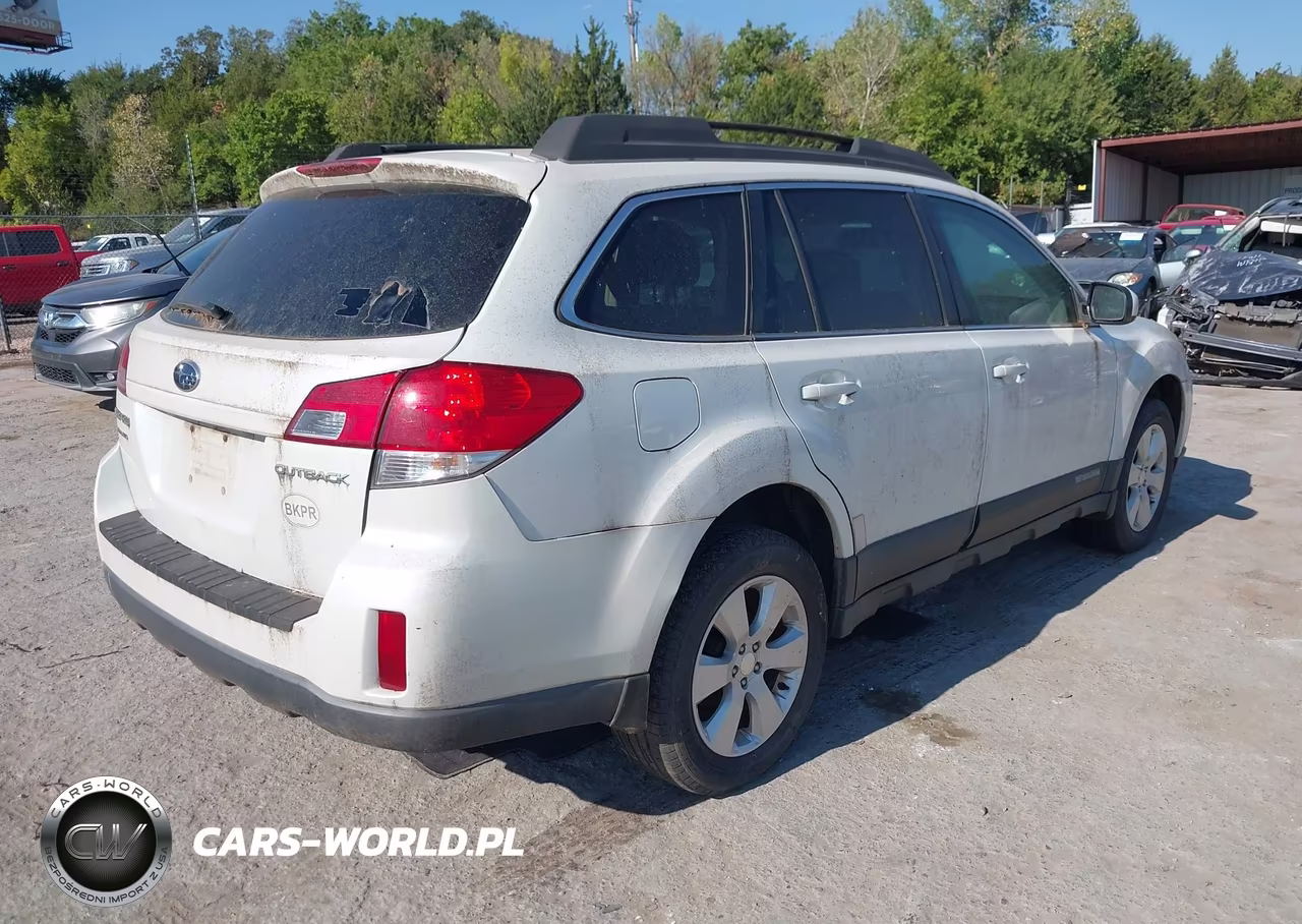2011 Subaru Outback 2.5I Premium VIN:4S4BRCCC1B3443454 - 4