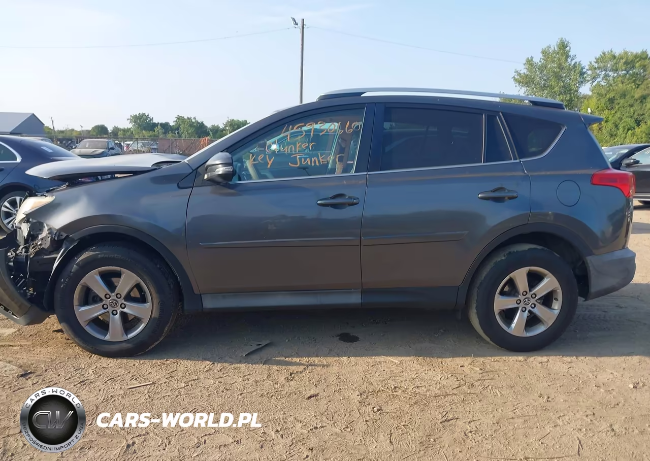 2015 Toyota Rav4 Xle VIN:2T3RFREV1FW377553 - 14