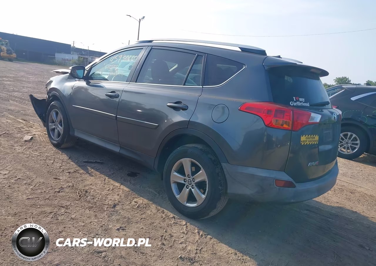 2015 Toyota Rav4 Xle VIN:2T3RFREV1FW377553 - 3
