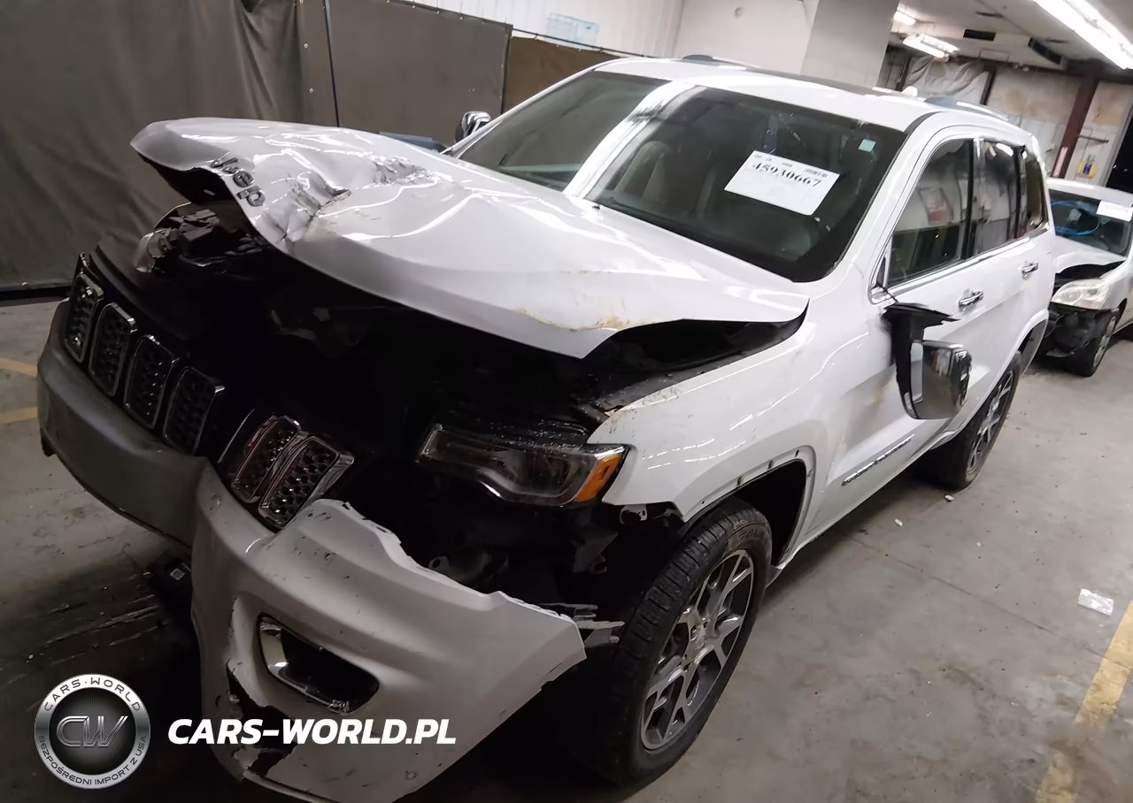 2019 Jeep Grand Cherokee Overland 4X4 VIN:1C4RJFCG3KC740322 - 2