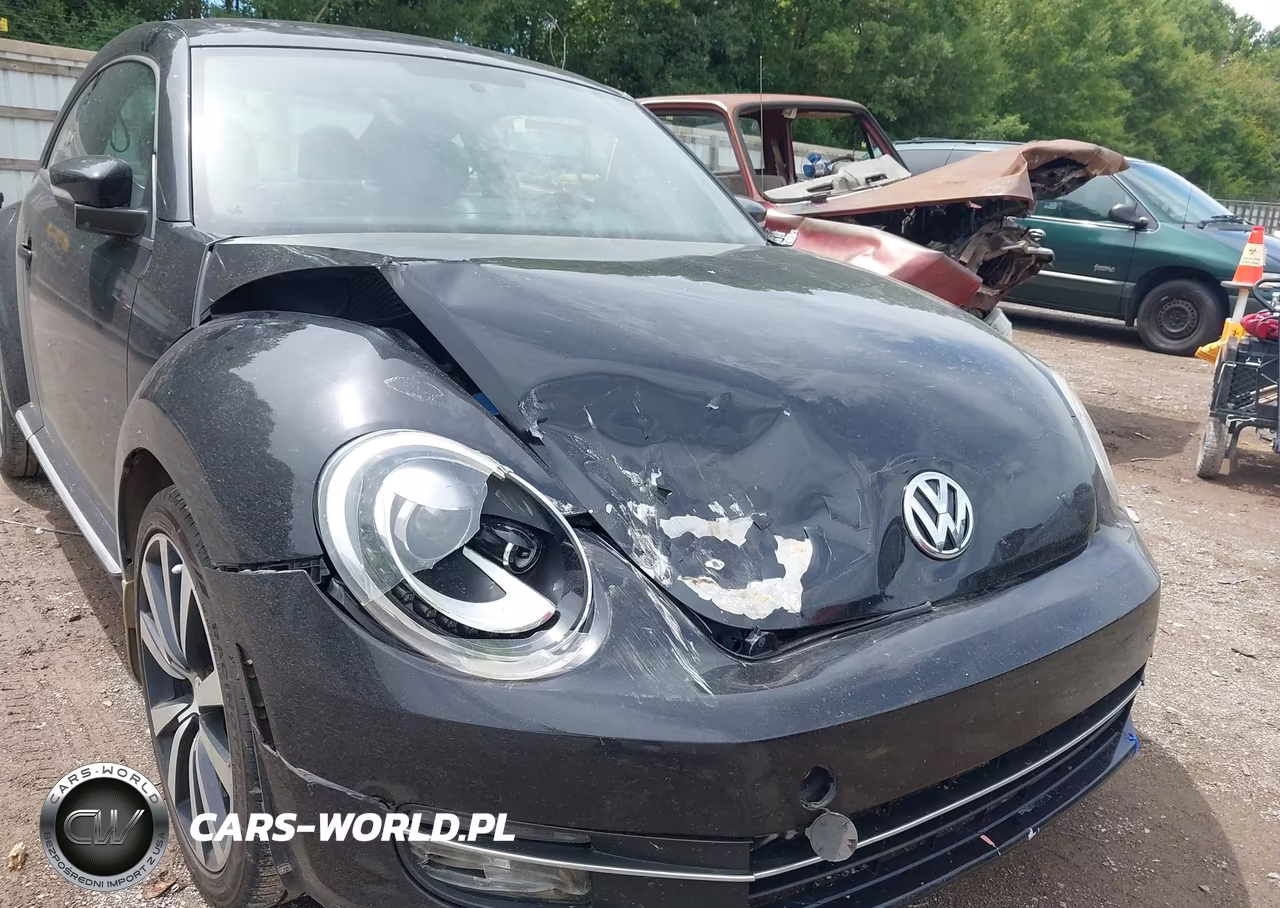 2013 Volkswagen Beetle 2.0T Turbo VIN:3VWV67AT5DM662291 - 6