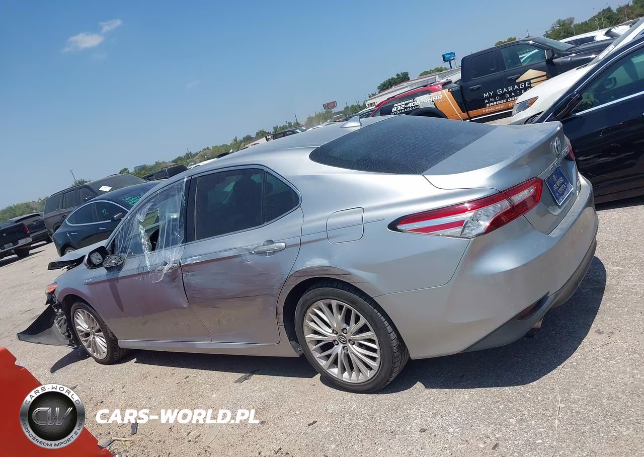 2020 Toyota Camry Xle Hybrid VIN:4T1F31AK3LU522511 - 14