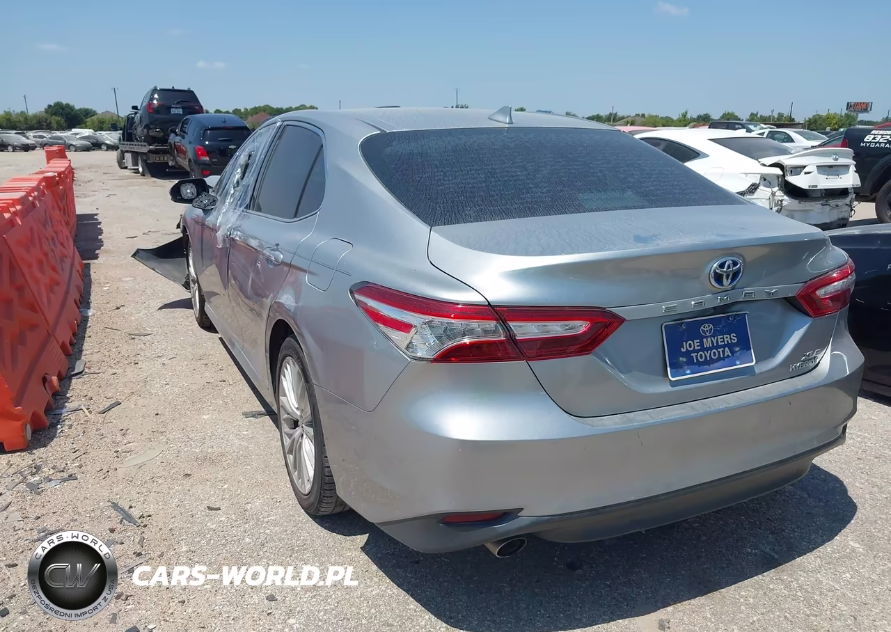 2020 Toyota Camry Xle Hybrid VIN:4T1F31AK3LU522511 - 3