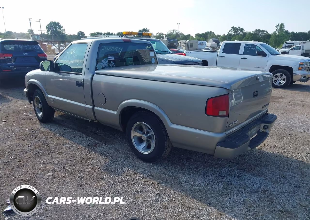 2002 Chevrolet S-10 Ls VIN:1GCCS145528159846 - 3