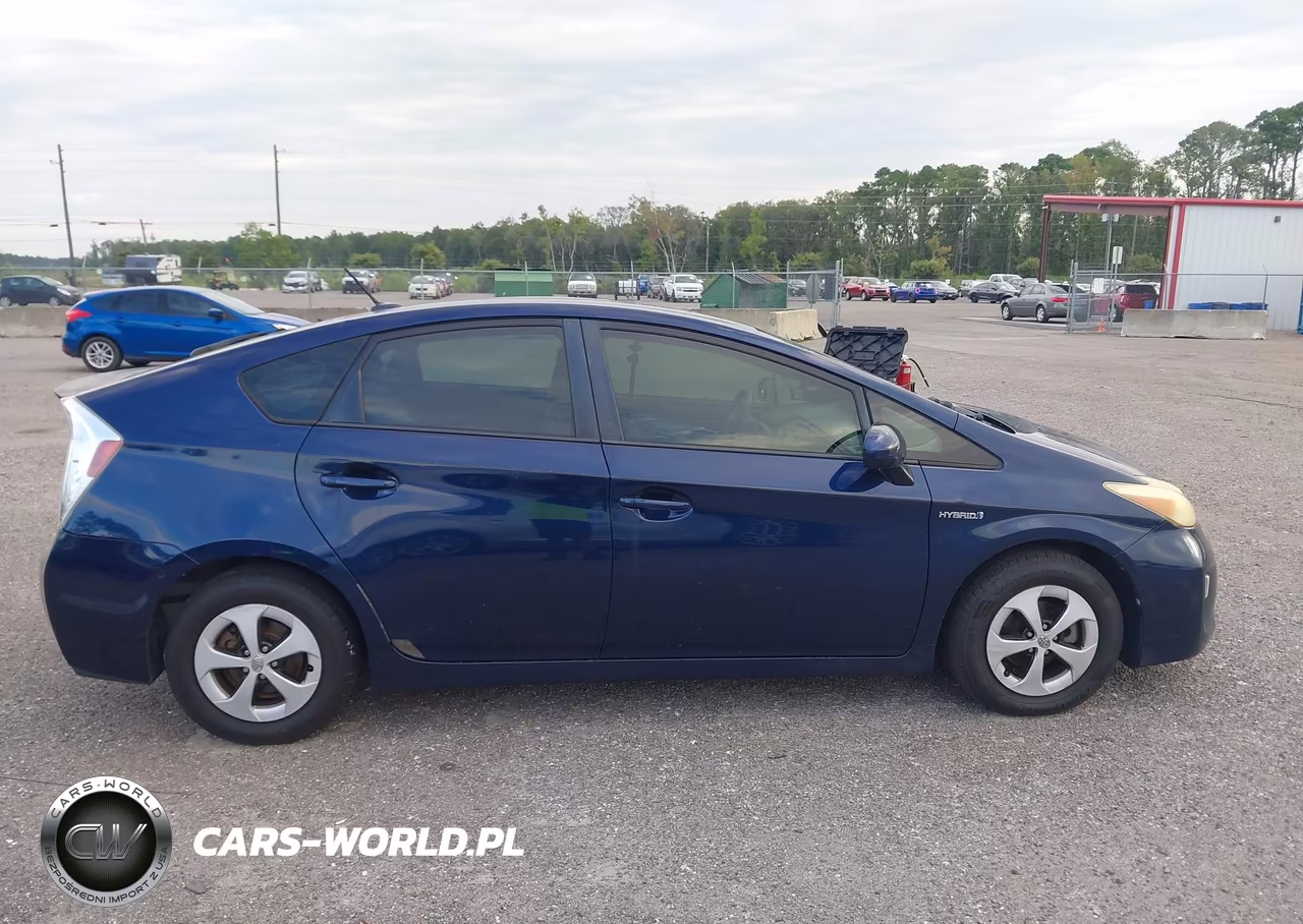 2012 Toyota Prius Three VIN:JTDKN3DU6C1506343 - 13