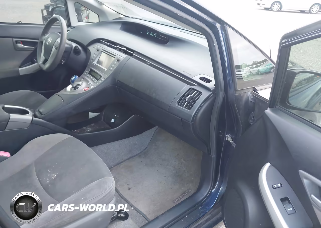 2012 Toyota Prius Three VIN:JTDKN3DU6C1506343 - 5
