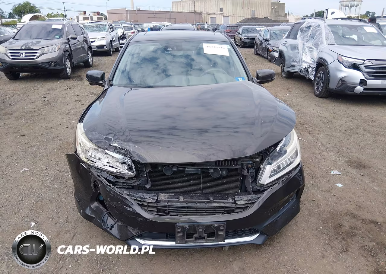 2016 Honda Accord Touring VIN:1HGCR3F96GA022598 - 12