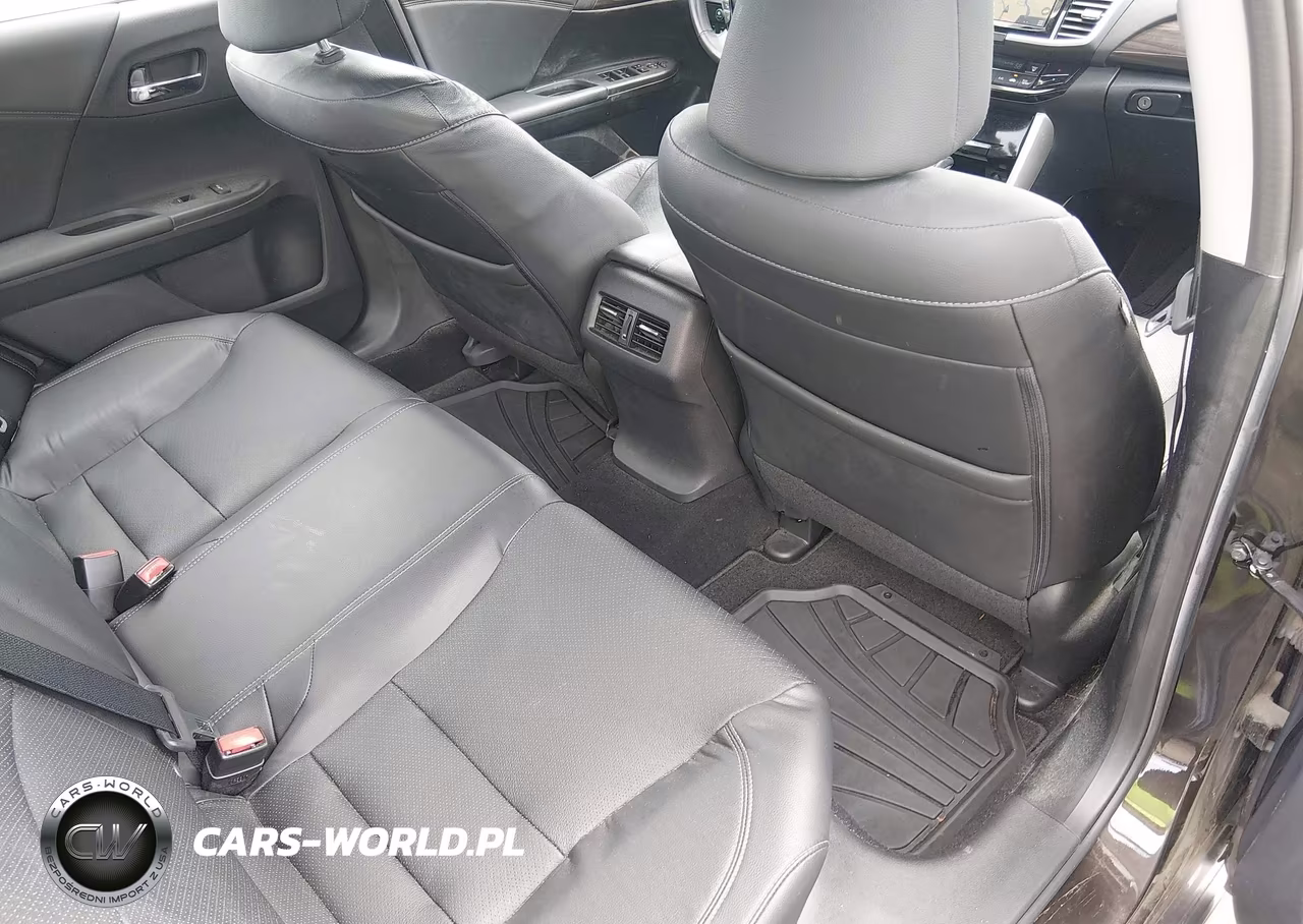 2016 Honda Accord Touring VIN:1HGCR3F96GA022598 - 8