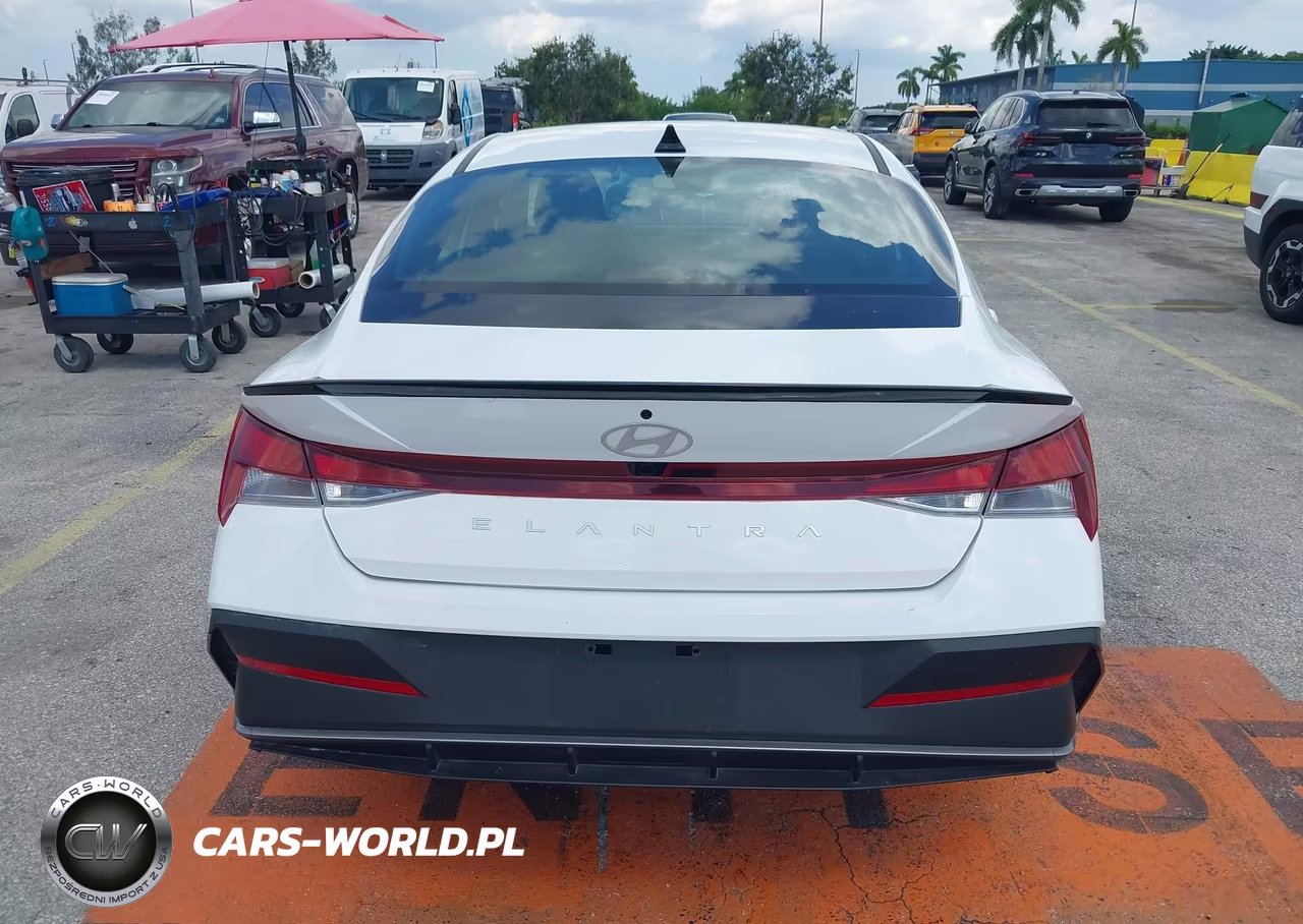 2025 Hyundai Elantra Sel Sport VIN:KMHLM4DG9SU932432 - 16