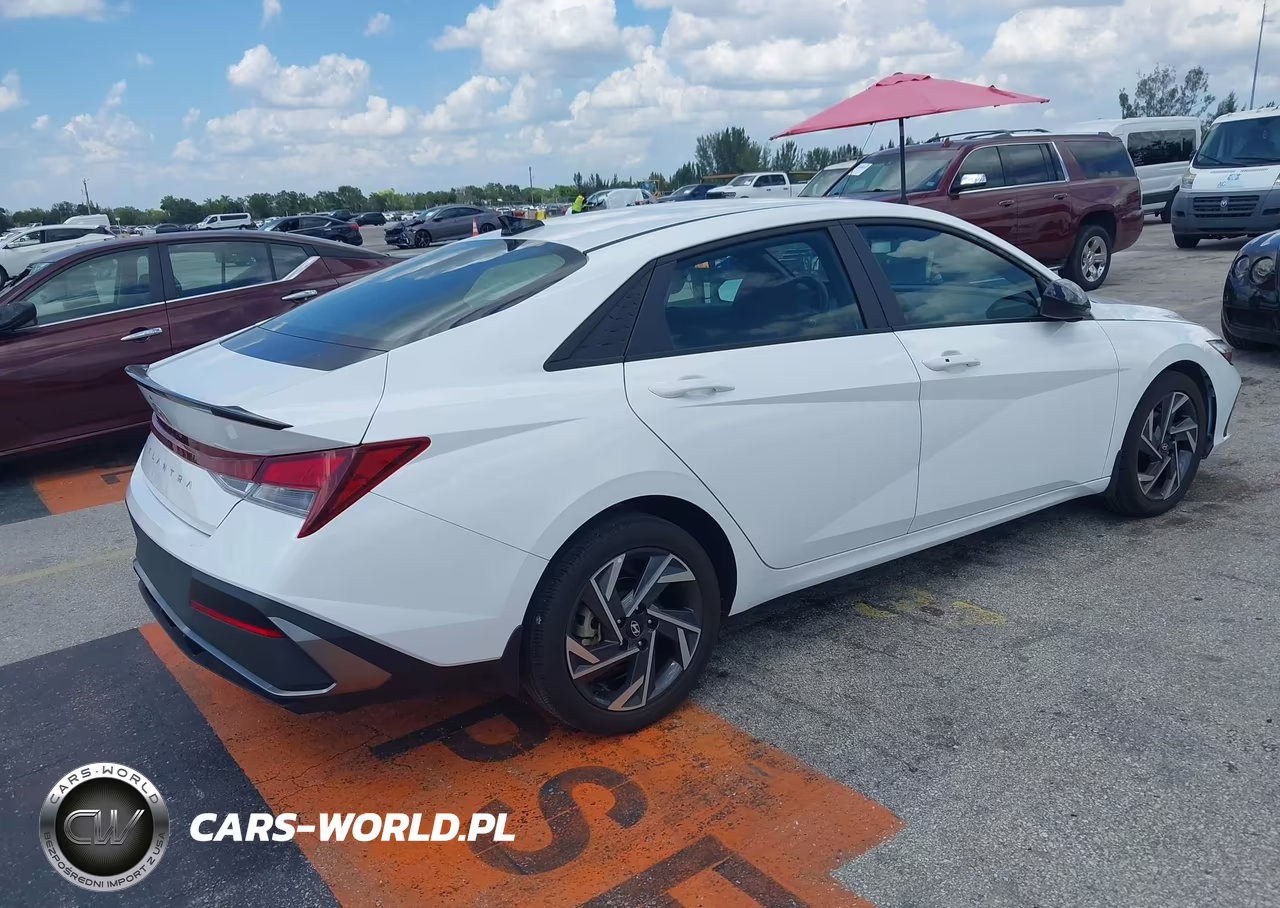 2025 Hyundai Elantra Sel Sport VIN:KMHLM4DG9SU932432 - 4