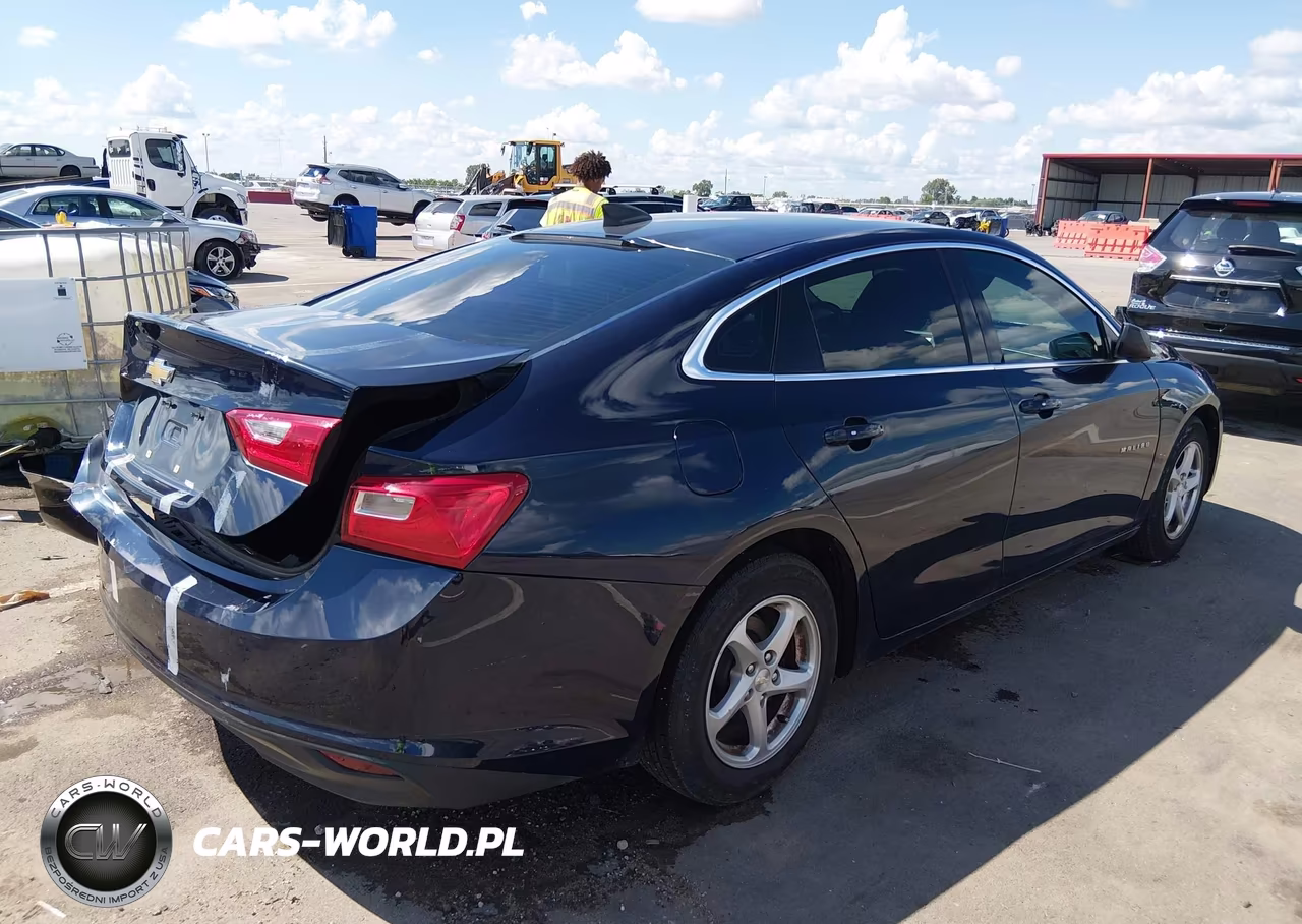 2017 Chevrolet Malibu Ls VIN:1G1ZB5ST8HF265837 - 4