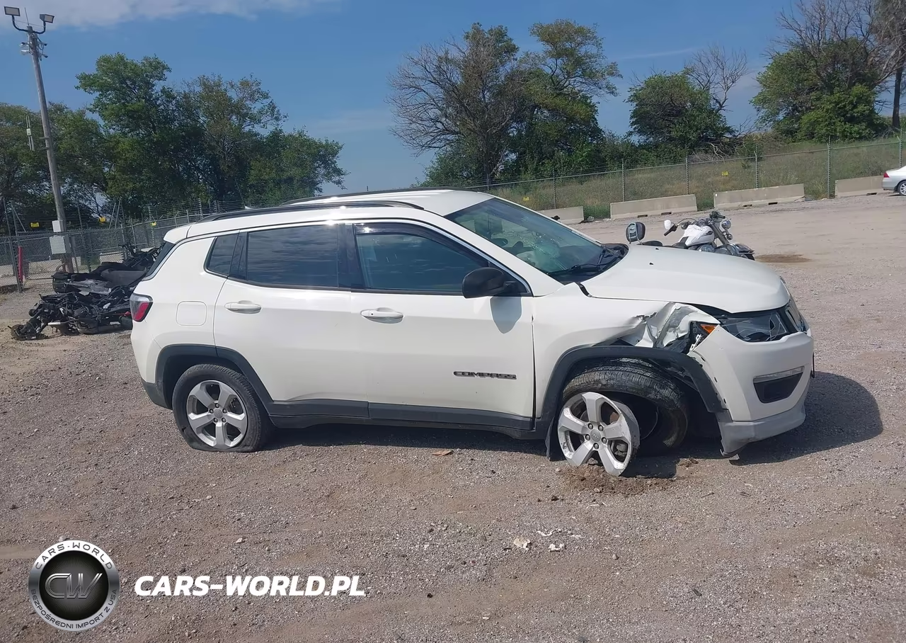 2019 Jeep Compass Latitude 4X4 VIN:3C4NJDBB7KT836242 - 12