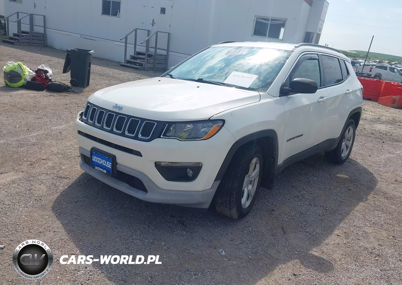 2019 Jeep Compass Latitude 4X4 VIN:3C4NJDBB7KT836242 - 2