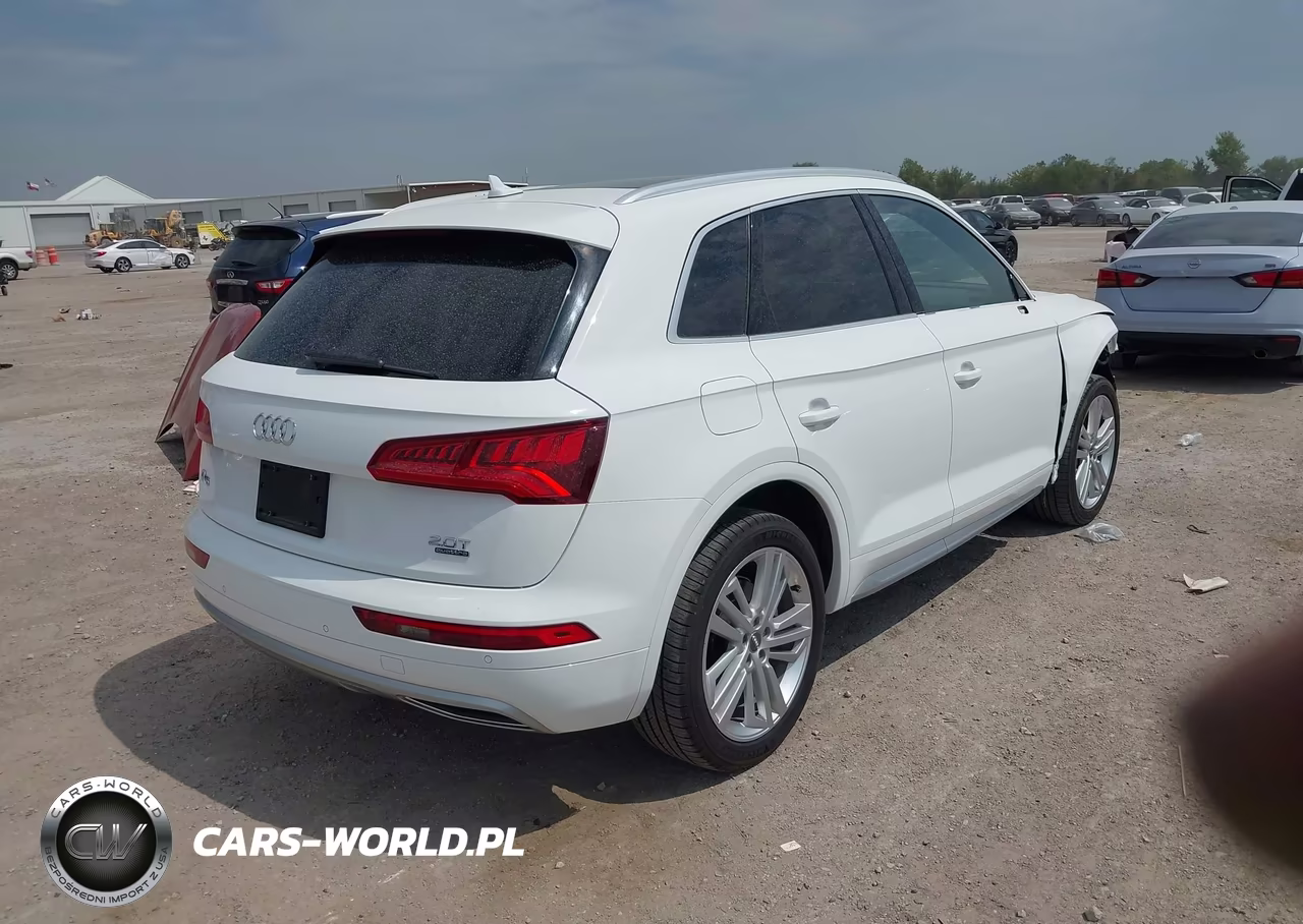 2018 Audi Q5 2.0T Premium-2.0T Tech Premium VIN:WA1CNAFY9J2095613 - 4
