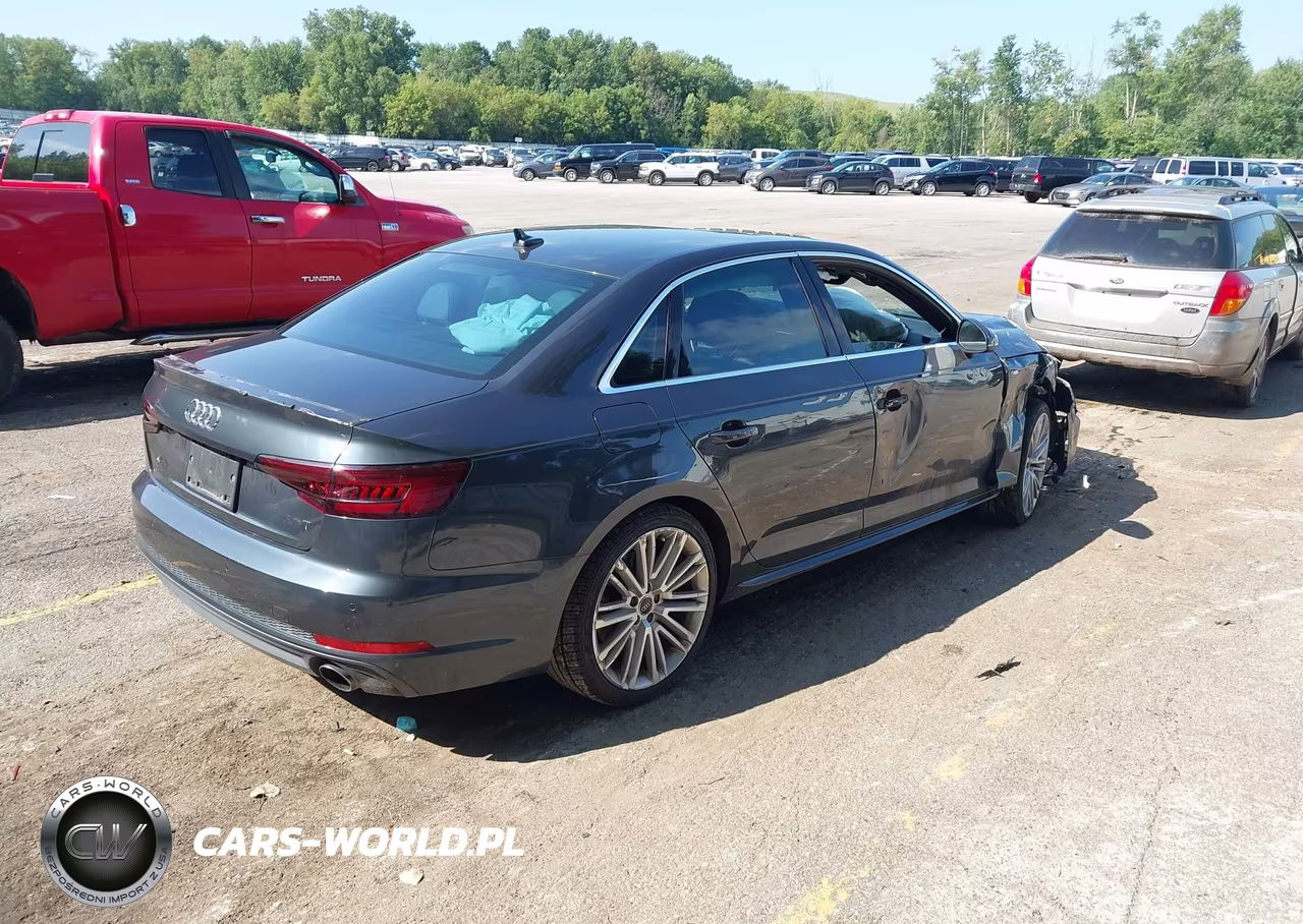 2017 Audi A4 Prestige VIN:WAUFNAF44HN071614 - 4