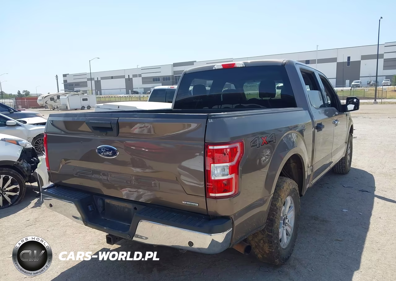 2019 Ford F-150 Xlt VIN:1FTEW1E43KKE41084 - 4