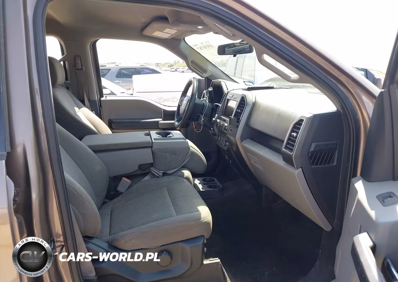 2019 Ford F-150 Xlt VIN:1FTEW1E43KKE41084 - 5