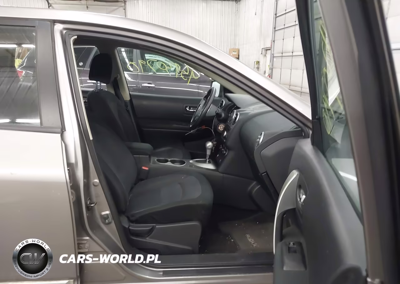 2013 Nissan Rogue S VIN:JN8AS5MV3DW603582 - 5