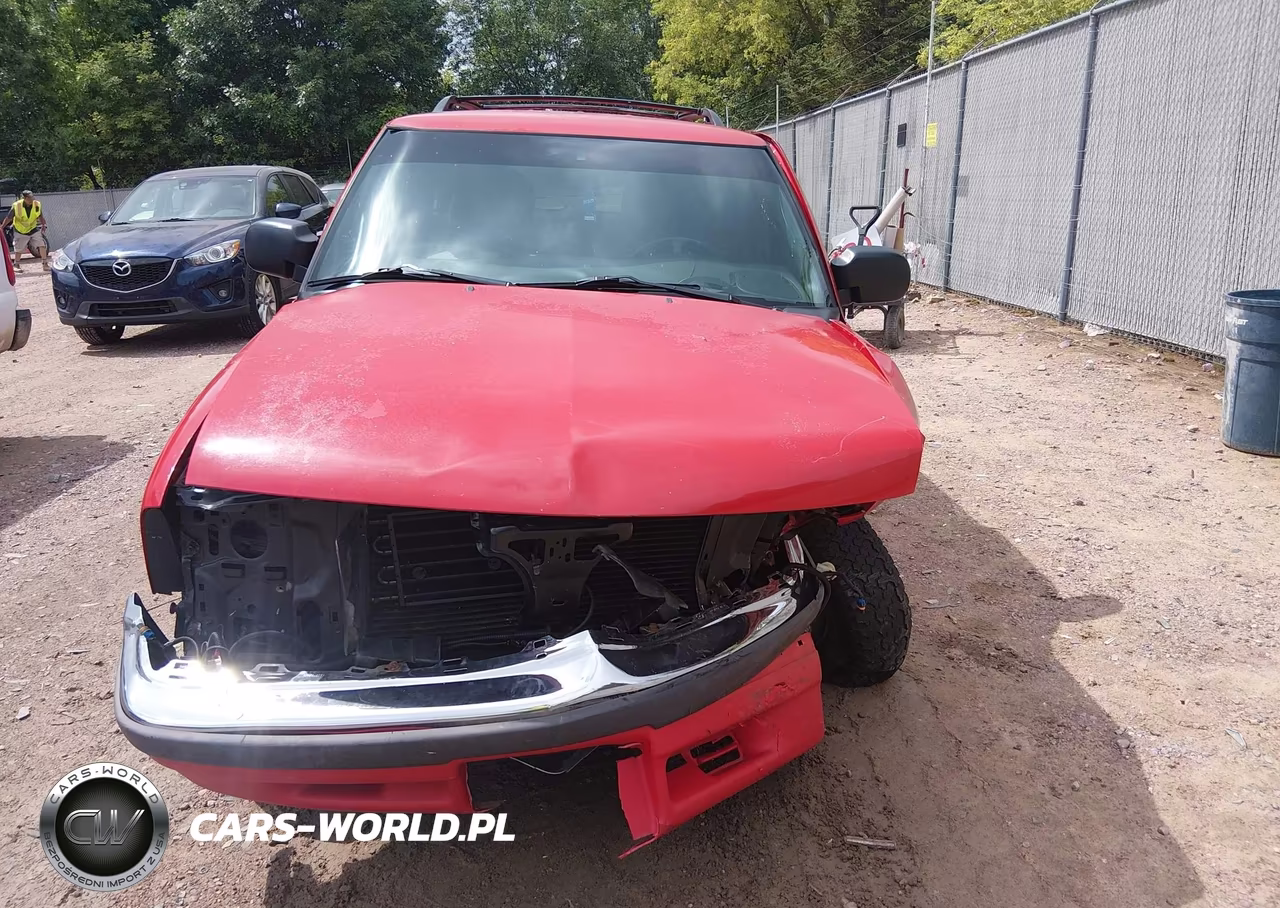 2000 Chevrolet Blazer Ls VIN:1GNCS13W1Y2281827 - 12
