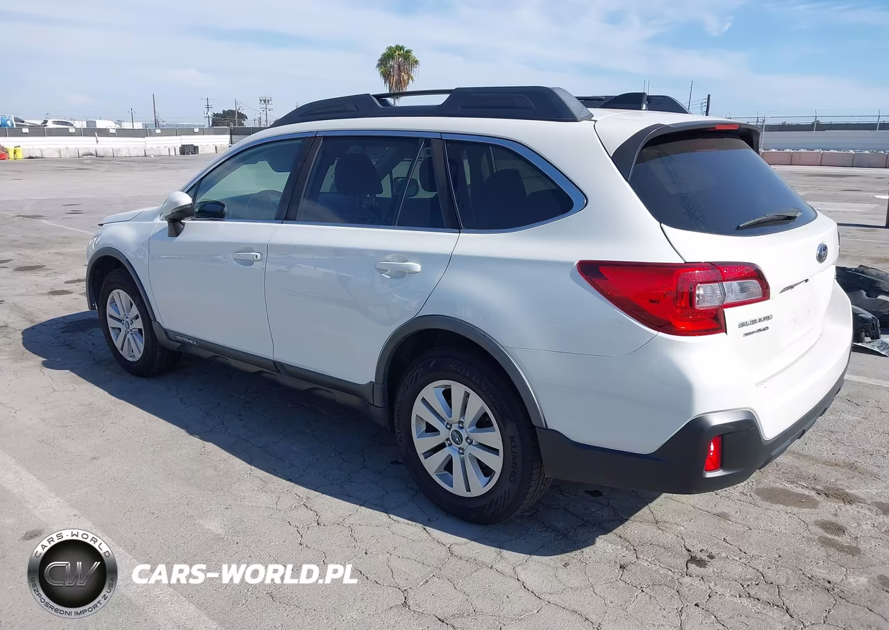 2019 Subaru Outback 2.5I Premium VIN:4S4BSAHC5K3319544 - 3