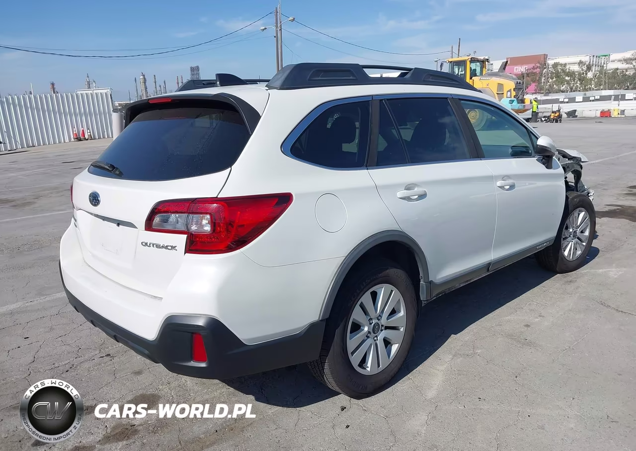 2019 Subaru Outback 2.5I Premium VIN:4S4BSAHC5K3319544 - 4