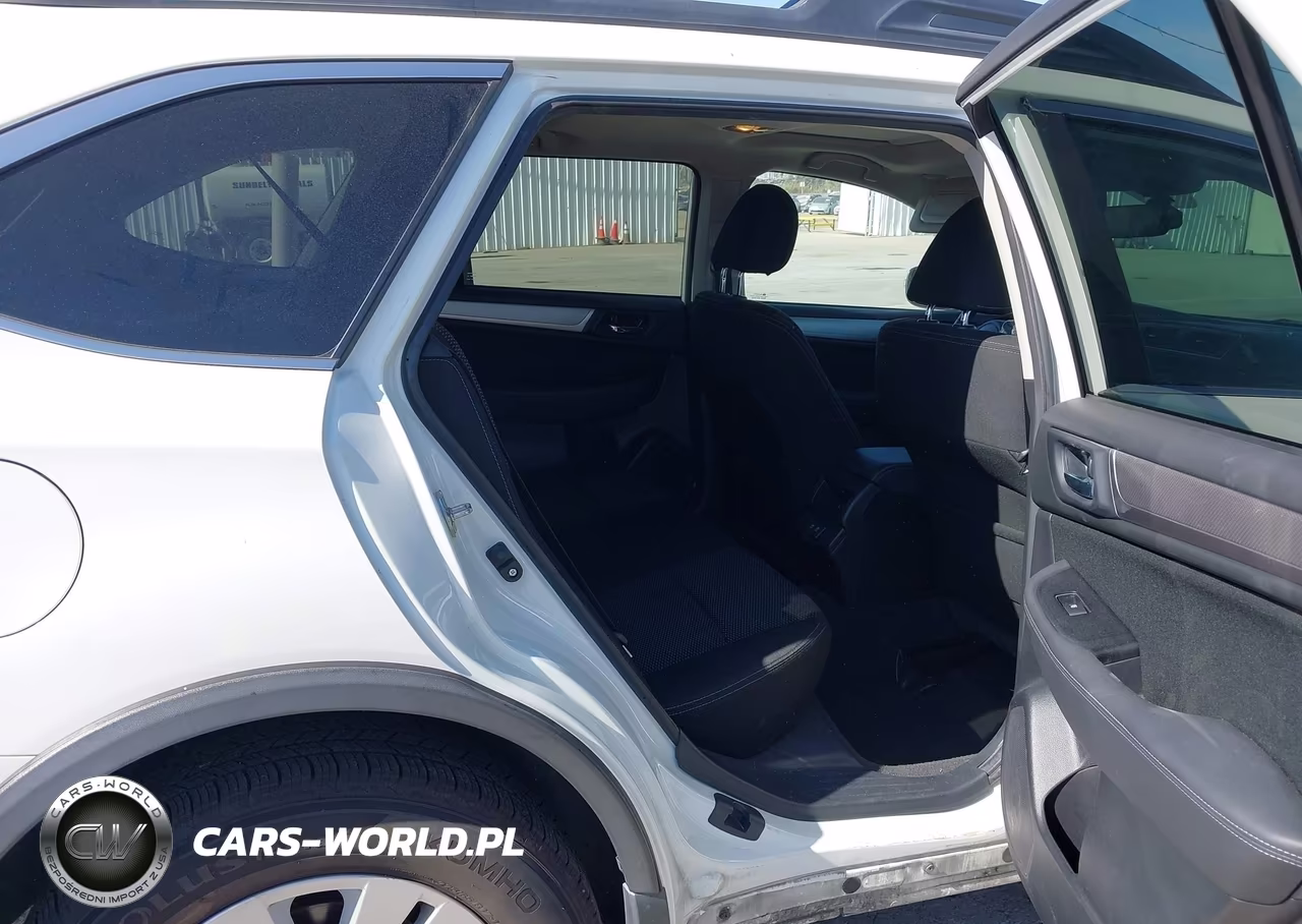 2019 Subaru Outback 2.5I Premium VIN:4S4BSAHC5K3319544 - 8