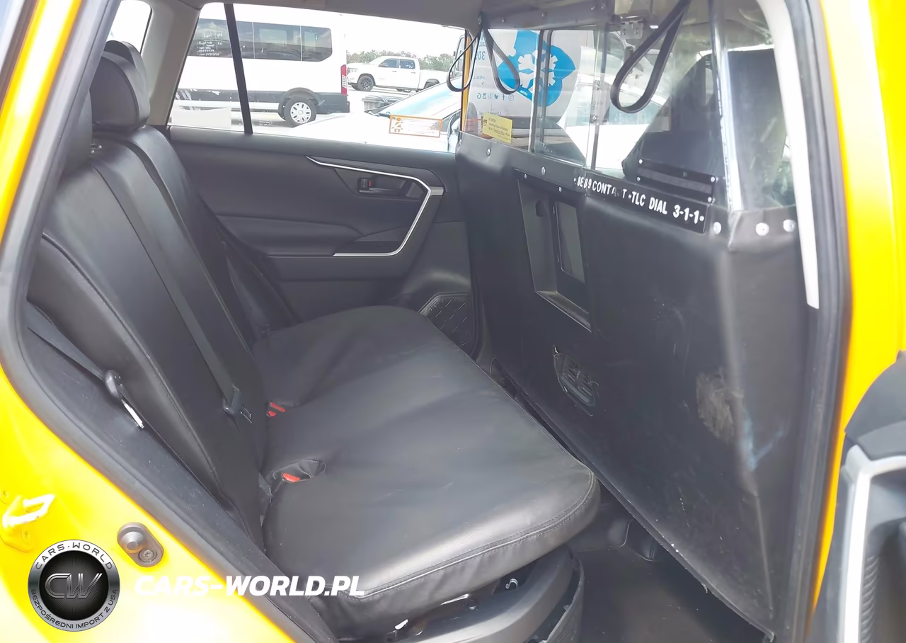 2023 Toyota Rav4 Hybrid Le VIN:JTMLWRFV2PD187036 - 8