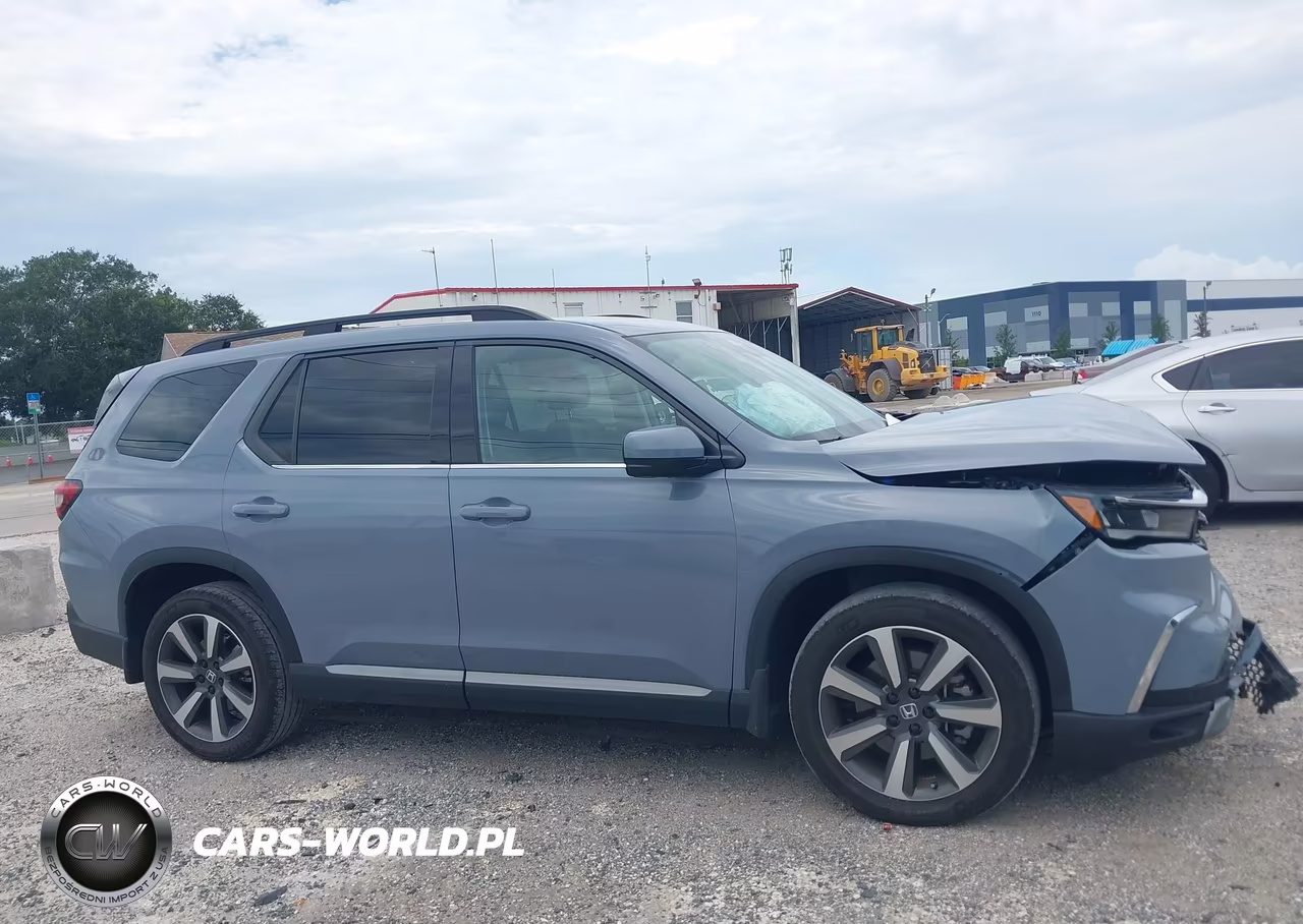 2024 Honda Pilot Touring VIN:5FNYG2H75RB009108 - 13
