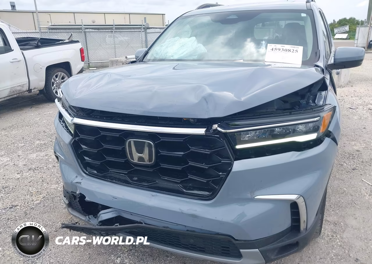 2024 Honda Pilot Touring VIN:5FNYG2H75RB009108 - 6