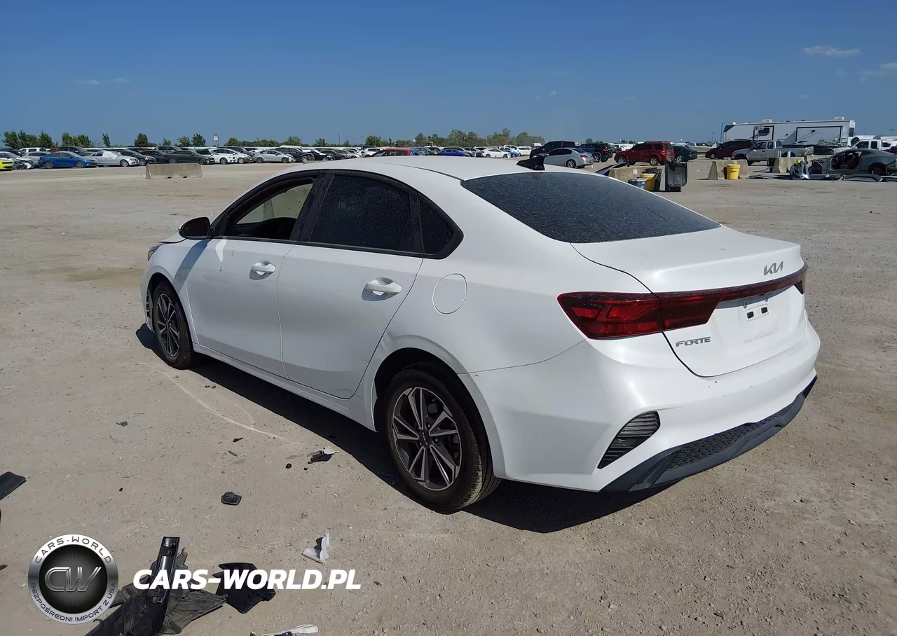 2023 Kia Forte Lxs VIN:3KPF24AD8PE515004 - 3