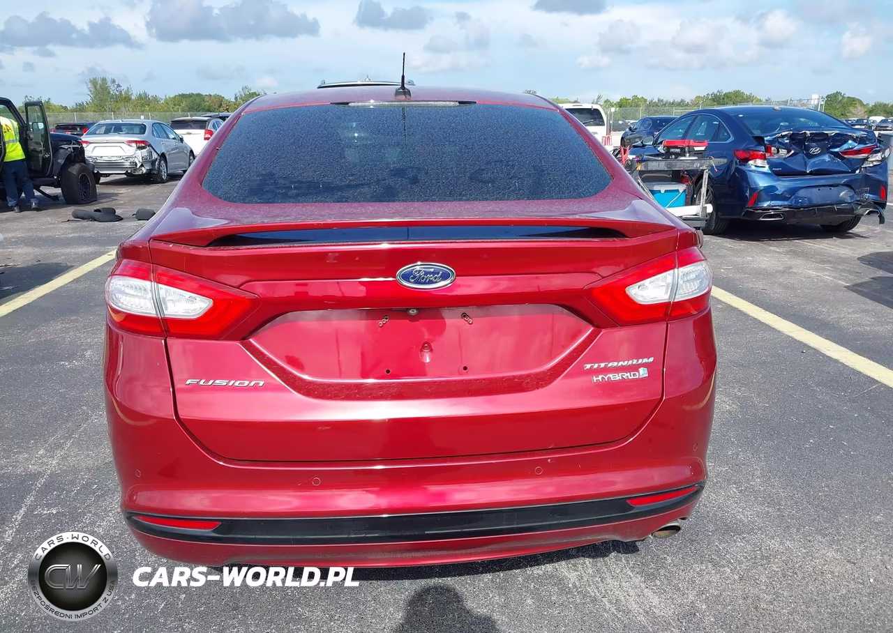 2014 Ford Fusion Hybrid Titanium VIN:3FA6P0RU0ER239220 - 17