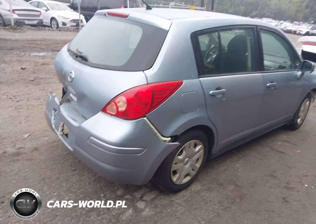 2011 Nissan Versa 1.8S VIN:3N1BC1CP8BL374685 - 4
