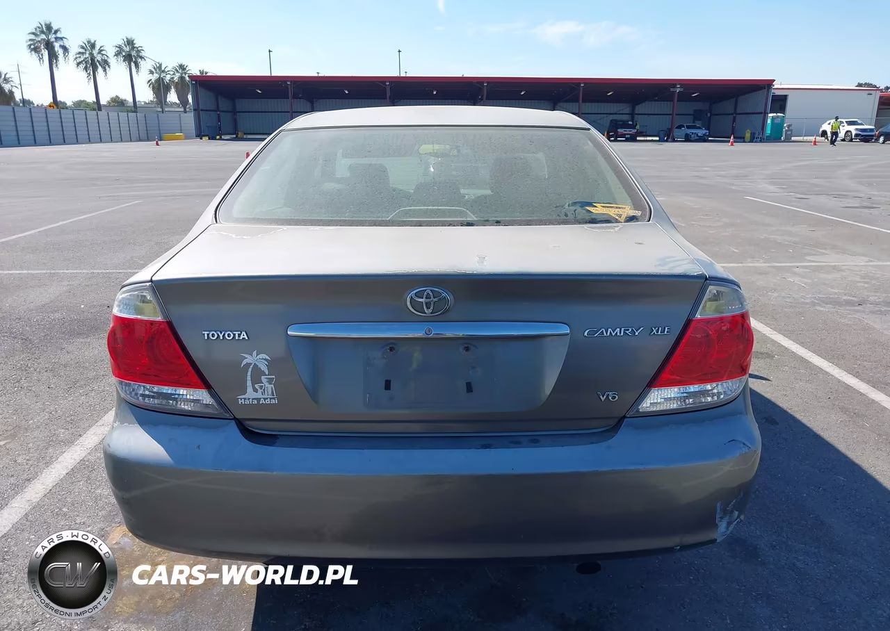 2005 Toyota Camry Xle V6 VIN:4T1BF32K35U593839 - 16