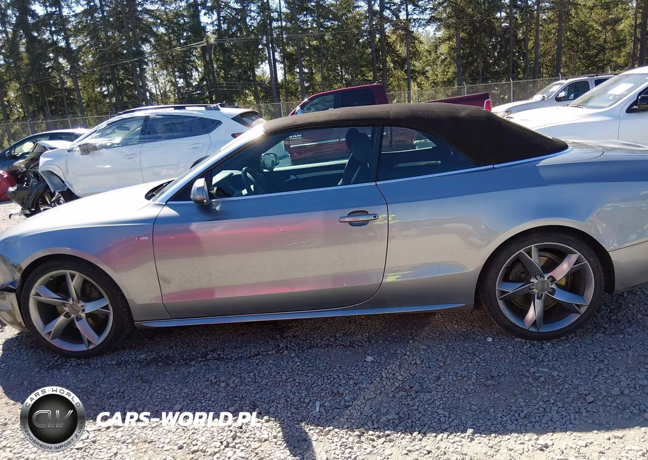 2011 Audi A5 2.0T Premium VIN:WAUWFAFHXBN005298 - 14