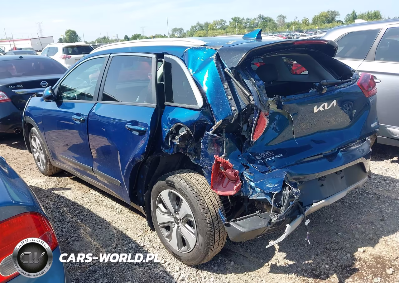 2022 Kia Niro Lx VIN:KNDCB3LC2N5528941 - 3