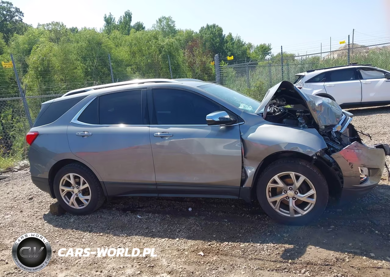 2018 Chevrolet Equinox Premier VIN:3GNAXVEV6JL179352 - 13