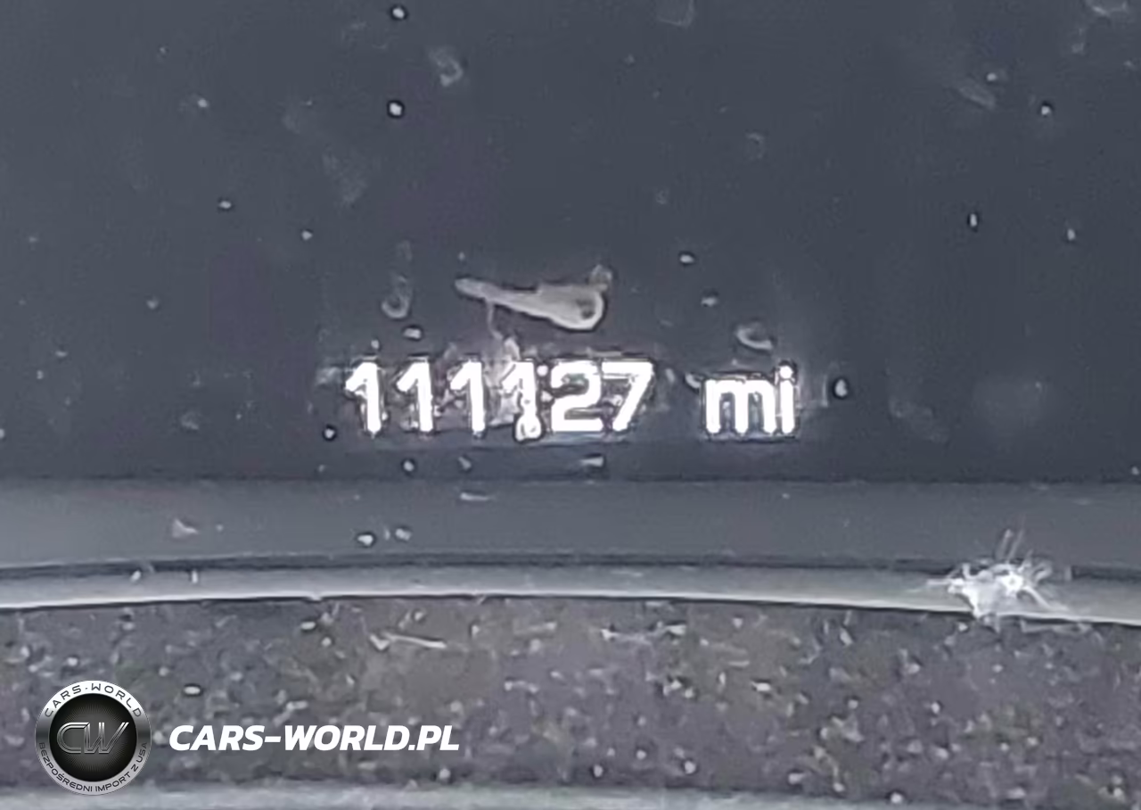 2018 Chevrolet Equinox Premier VIN:3GNAXVEV6JL179352 - 15