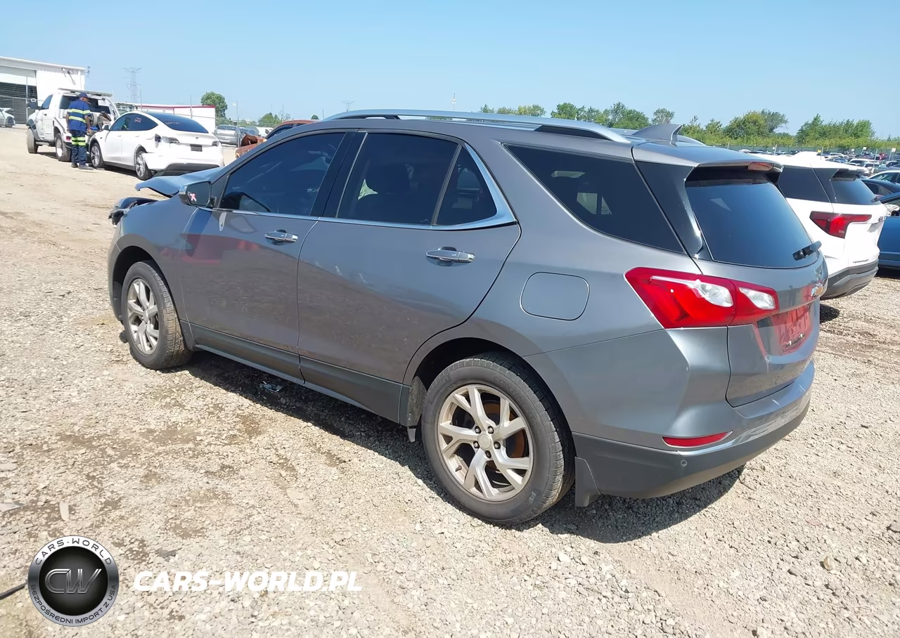 2018 Chevrolet Equinox Premier VIN:3GNAXVEV6JL179352 - 3